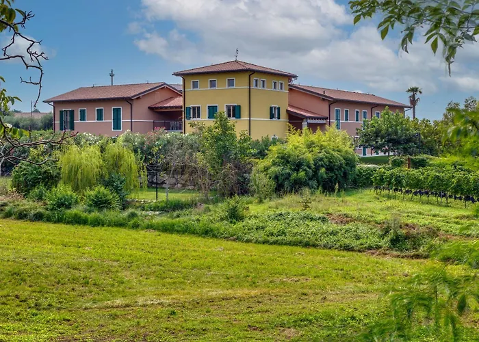 Tenuta Di Palu 4* Μπαρντολίνο
